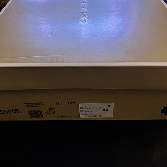 BRAND NEW! Still in Box! 
Michael Kors PVC White/Black Rain boot w/lining! - Picture 5 of 9